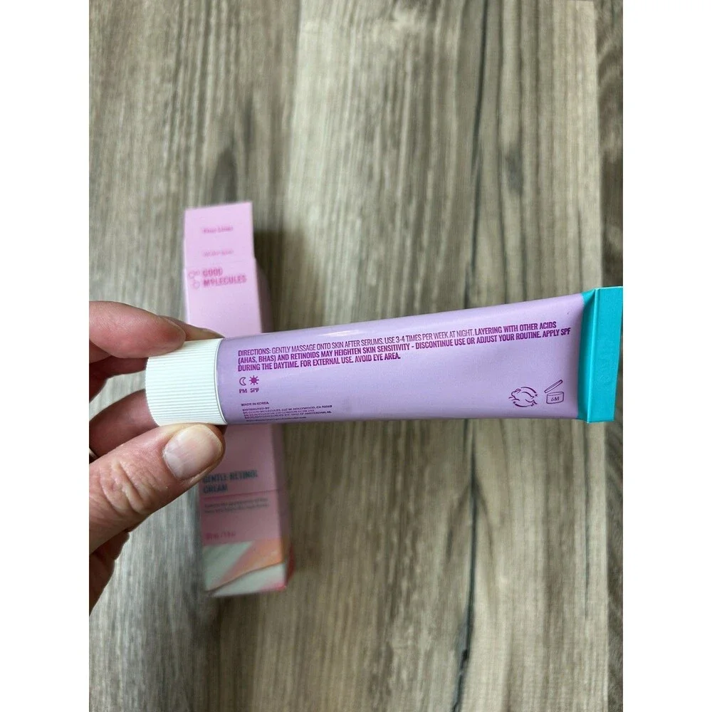 Good Molecules Gentle Retinol Cream For All Skin Types (1 fl oz) New In Box